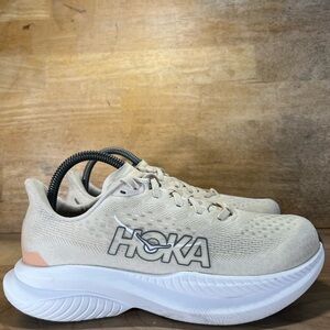 Hoka One One Mach 6 Womens Sz 8 Wide Running Shoes Sneakers Eggnog Vanilla